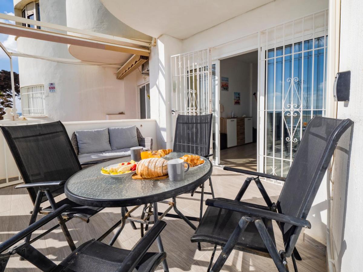 Apartment On Beach Mijas Sitio de Calahonda Exterior foto